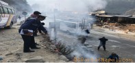 मालढुंगामा सरसफाई गदै ट्राफिक प्रहरी
