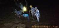 पर्वतको दुर्लुङ पहिरो : थप दुई जनाको शब फेला, चार जना अझै वेपत्ता