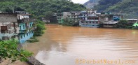 कालीगण्डकीमा पानीको सतह बढेपछि पर्वतको सेतीबेनी बजार ढुवानमा (फोटो र भिडियो हेर्नुहोस्)