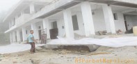 ३ करोड लागतको भवन पहिरोसँगै भासिन थाल्यो