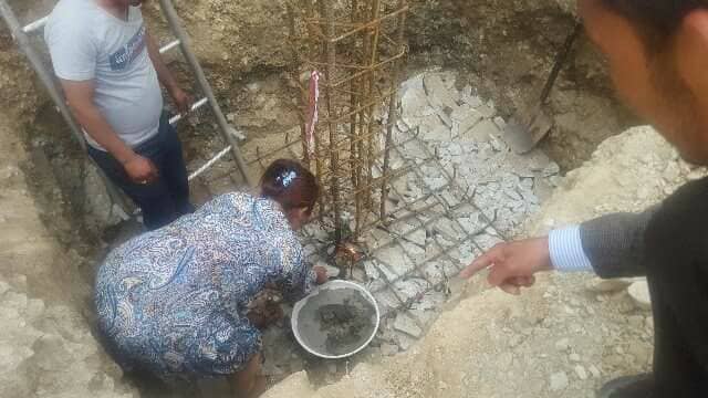 विद्यालयमा दुई कोठे पक्की भवनको शिलान्यास